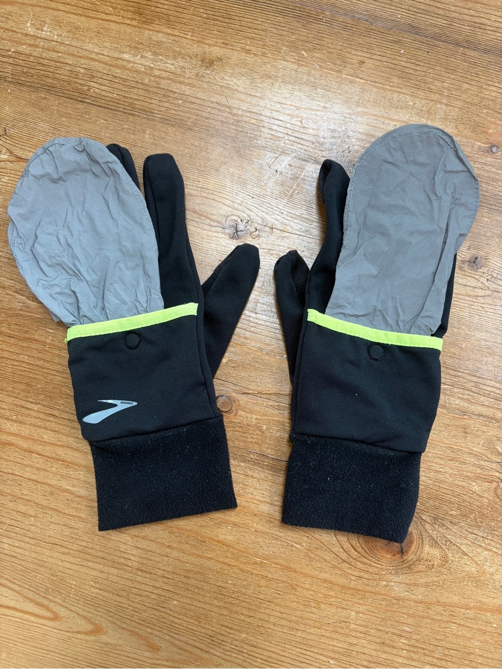 Brooks Draft Hybrid Glove Small/Medium Reflective Convertible Mittens